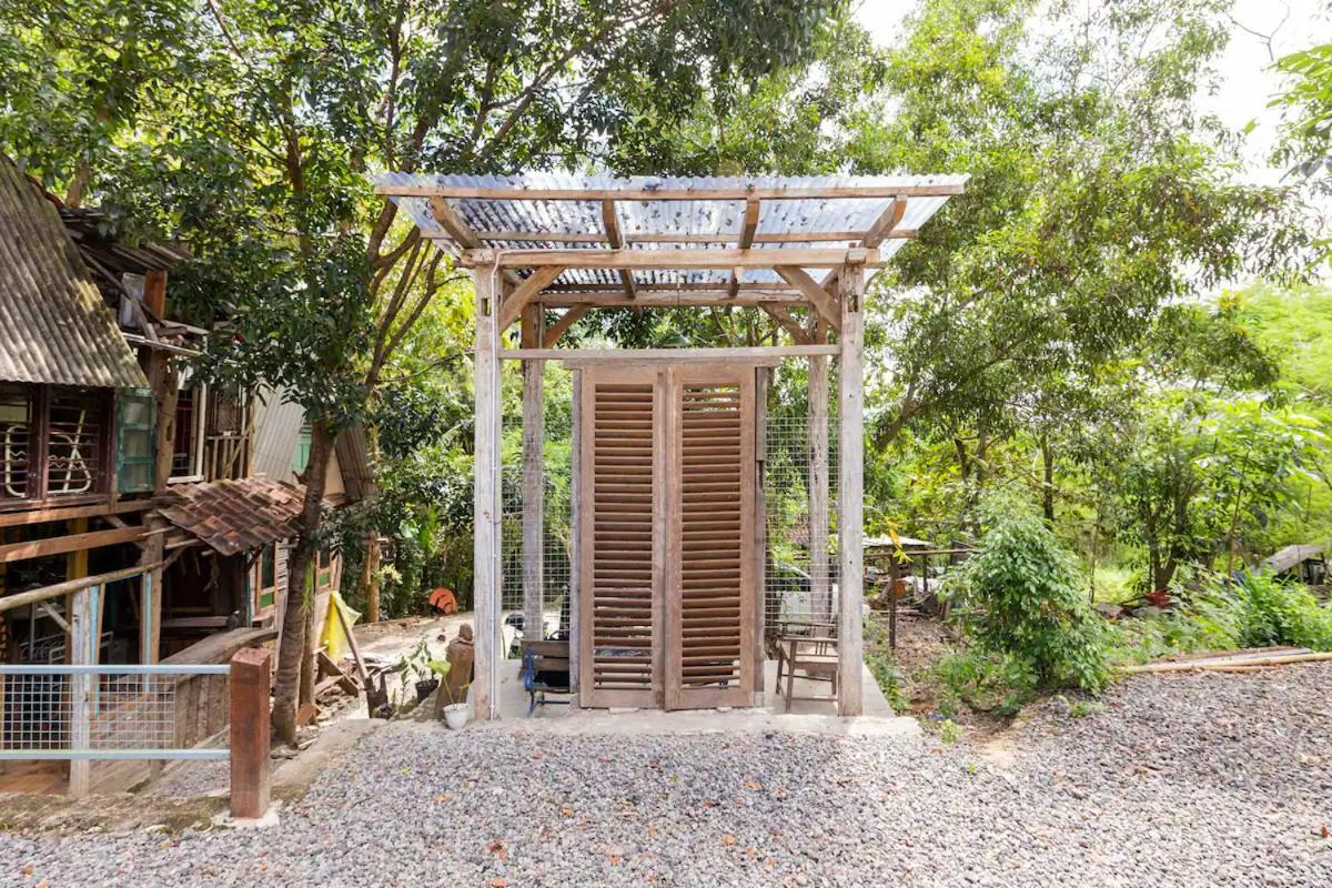 Jarakan Omah Cantrik, Ethnic Java House With Nature View מראה חיצוני תמונה